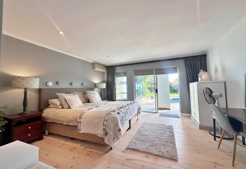 To Let 3 Bedroom Property for Rent in Van Riebeeckstrand Western Cape